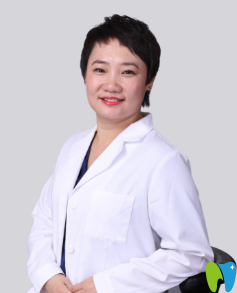 李以霄